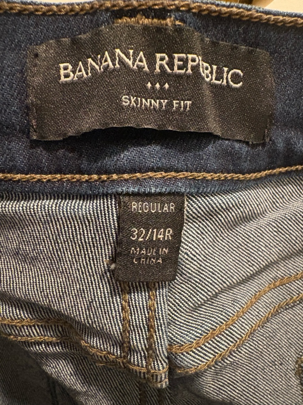 Banana Republic Women's Skinny Jeans in Navy Blue